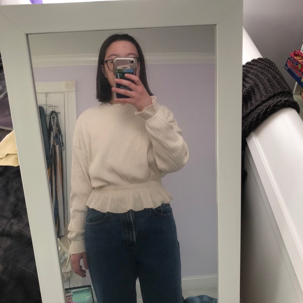 Beige pull and bear top